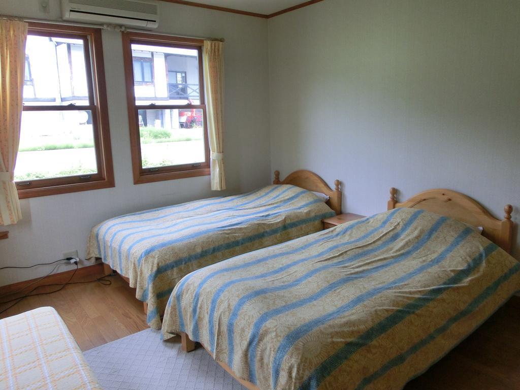 Pension Come Minamiuonuma Exteriör bild